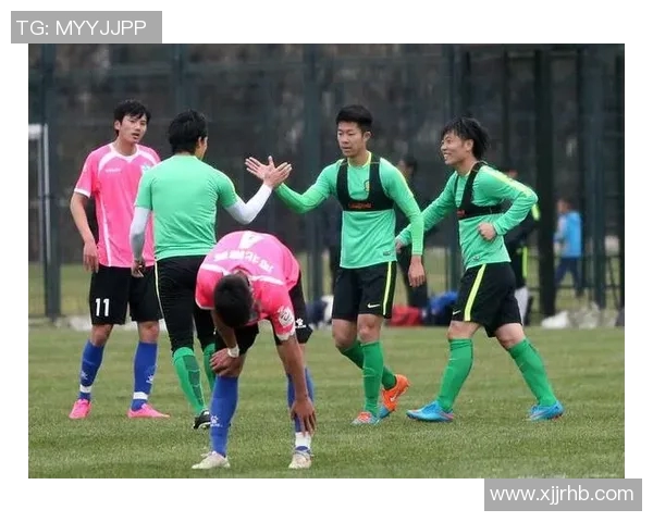 中国足球的魅力瞬间：展现绿茵场上的激情与梦想